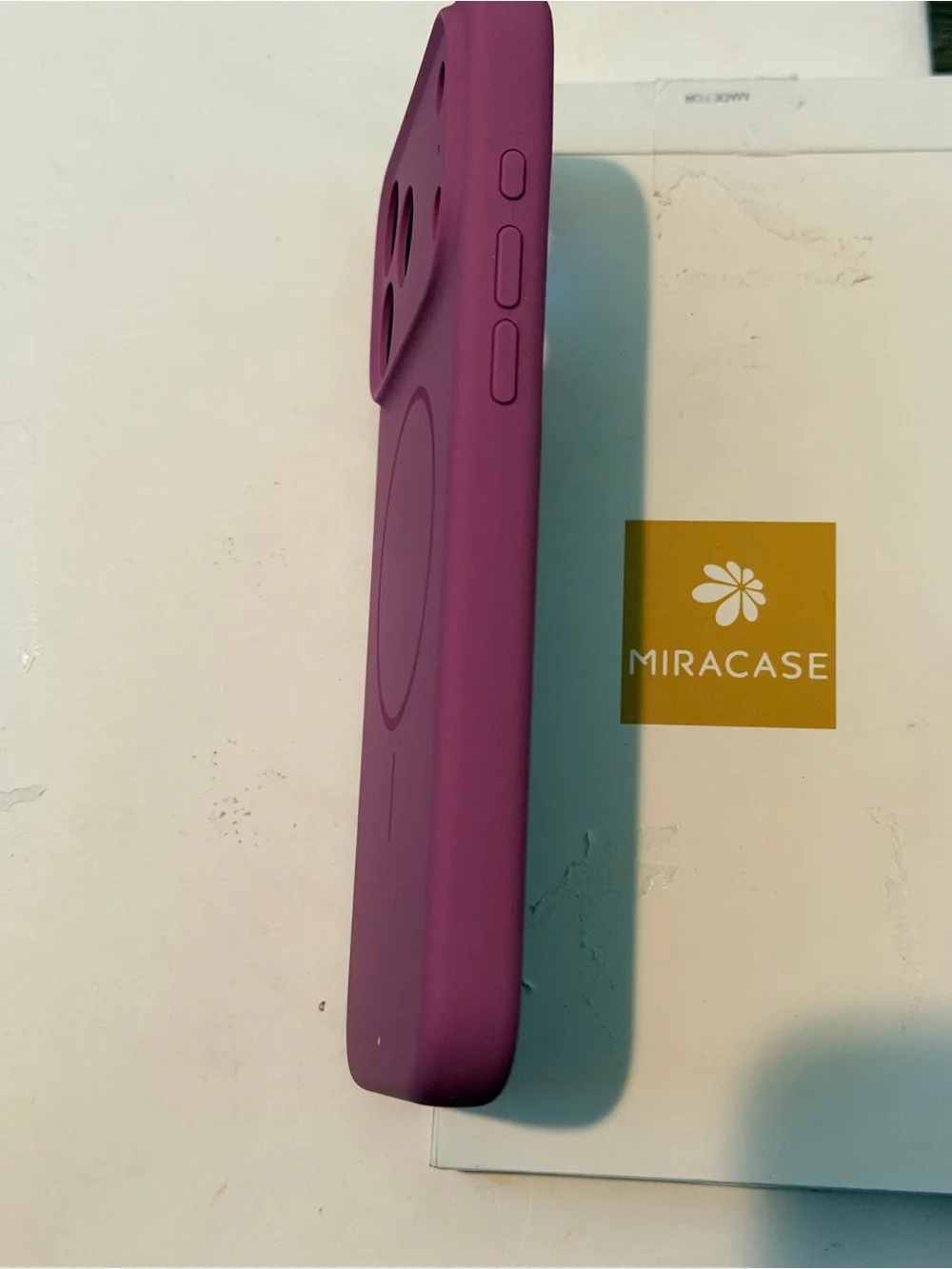 Miracase magnetic iphone